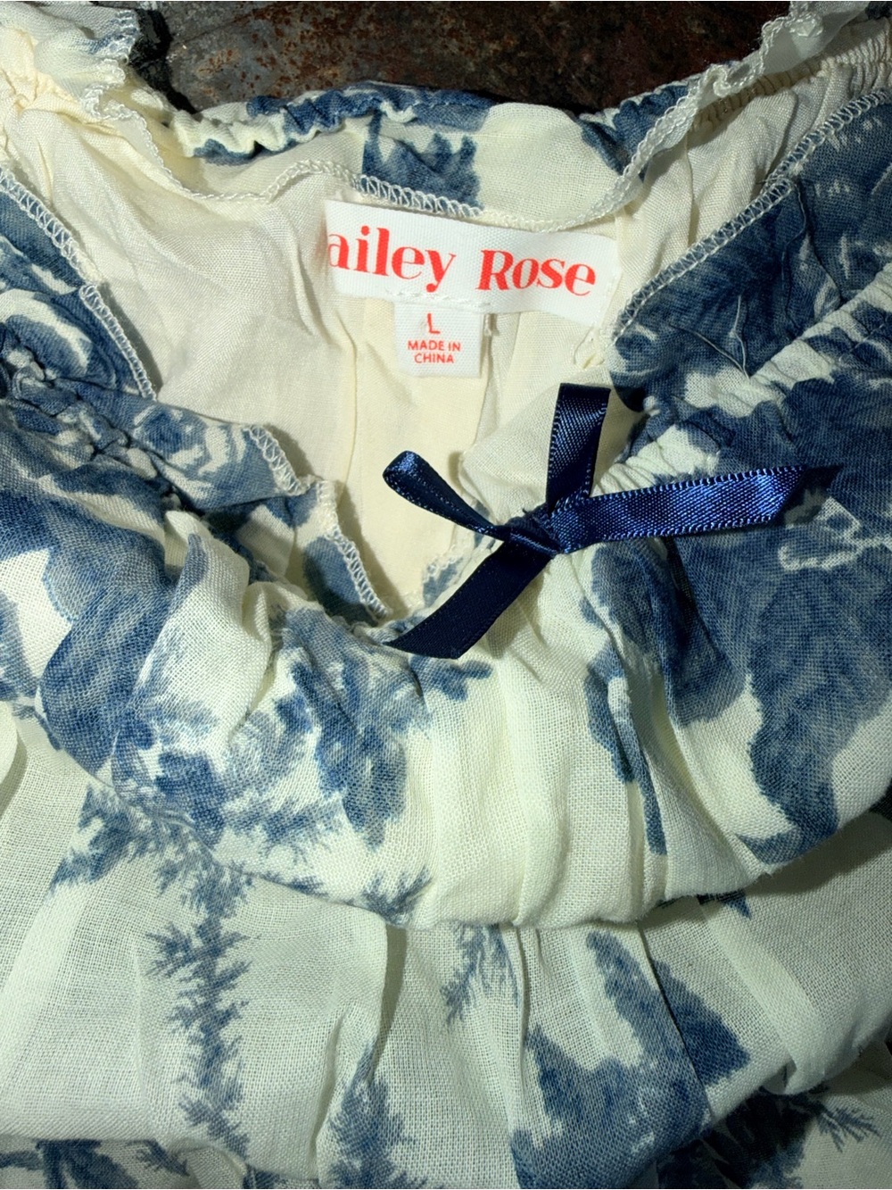 Bailey Rose two piece set - Picture 2 of 2